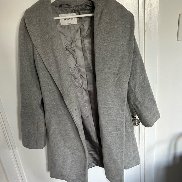 Aritzia Babaton 100% wool coat - Picture 8 of 9
